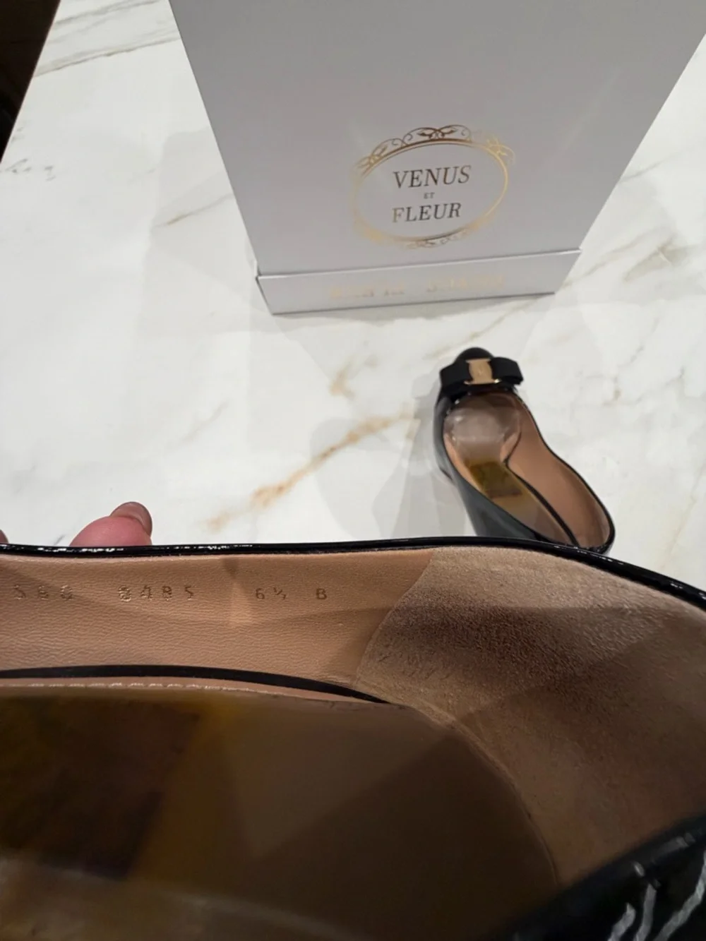 Salvatore Ferragamo Black Patent Vara Bow Pumps with Gold Plate - Picture 7 of 8